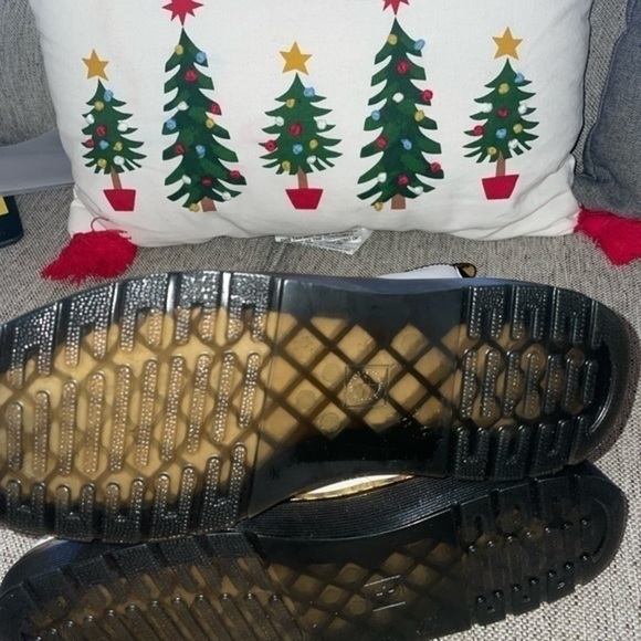 DR. MARTENS Zavala 8-Eyelet Combat Boot women size 9 - Picture 8 of 10